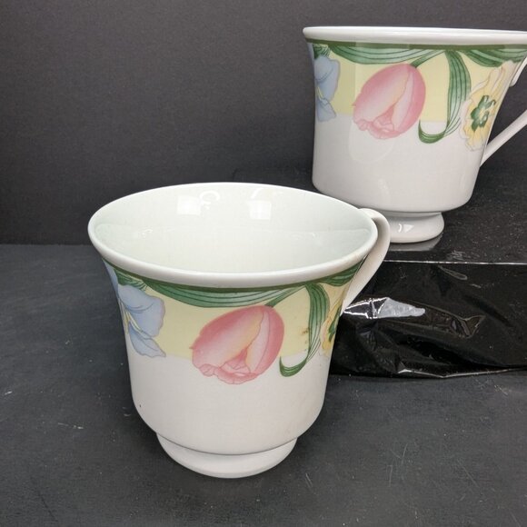 Lynns Fine China CCA Pink Tulip Floral Footed Tea Cup 8 Oz Lot of 4 - Picture 2 of 12
